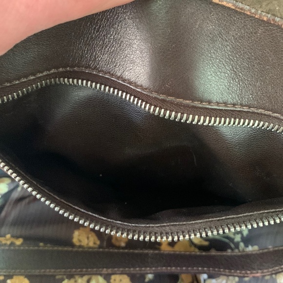 Burberrys Burberry Crossbody Bag - Picture 5 of 13